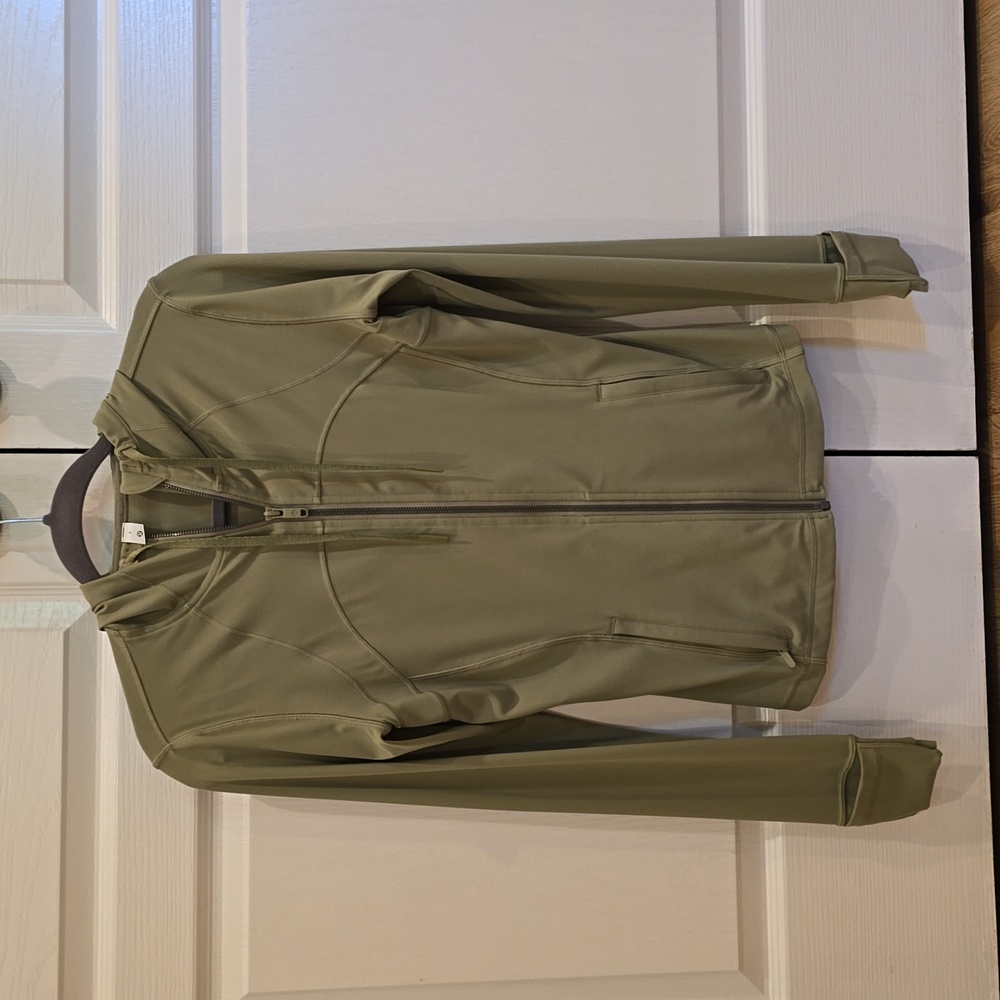 Lululemon Hooded Define Jacket *Nulu - Like new. Size 8. No tags